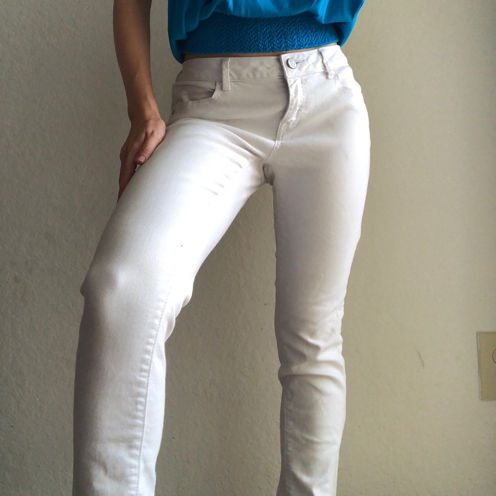 Previously Worn Used Business Casual White Vera Wang Skinny Fall Winter Jeans